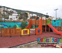 Πολυσύνθετο καράβι με τσουλήθρα